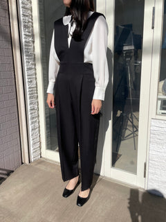 キーネックオールインワン