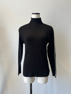 サイドラインタートルニット