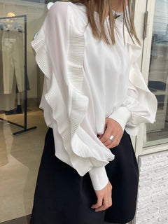 プリーツスリーブブラウス