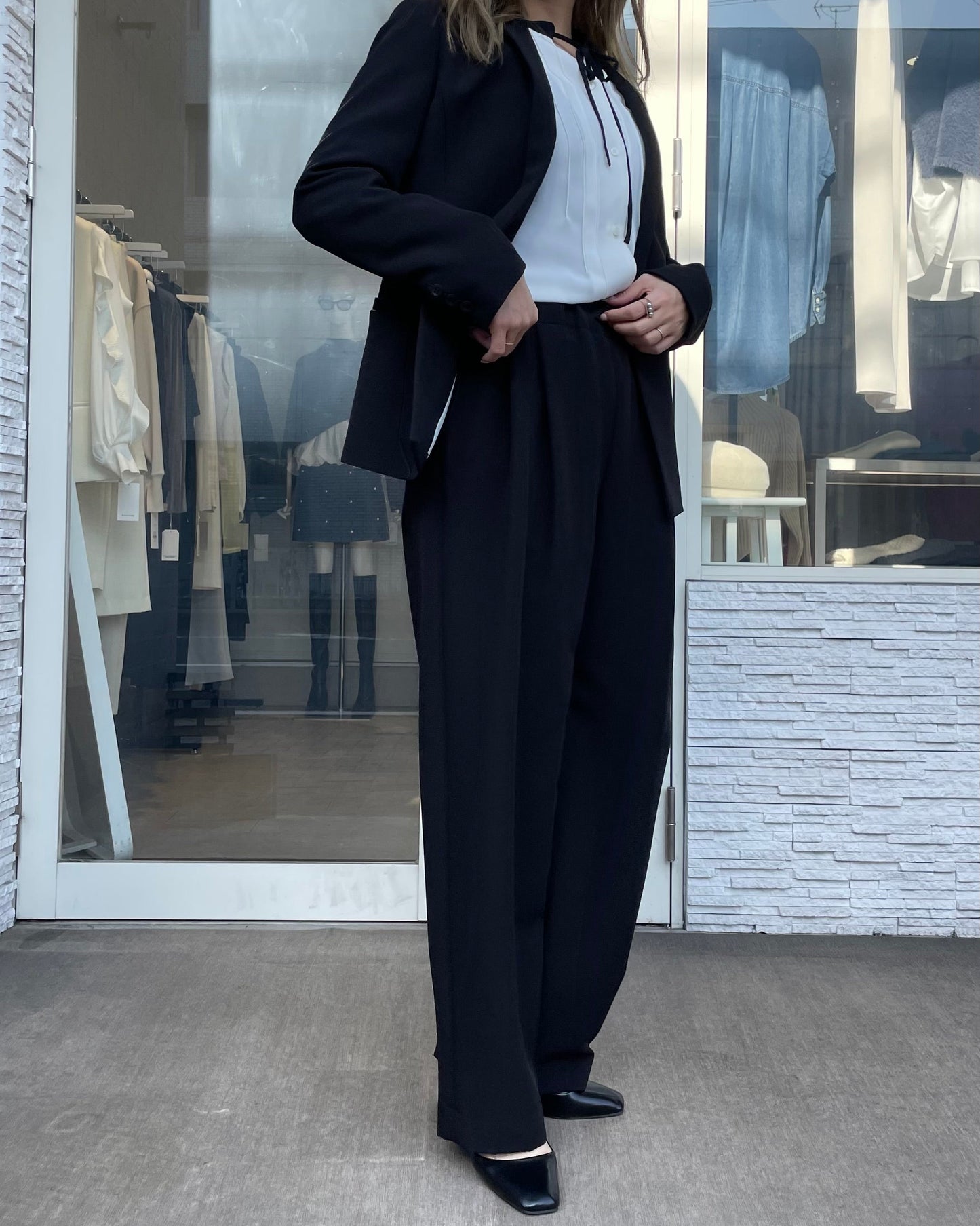 タックワイドパンツ