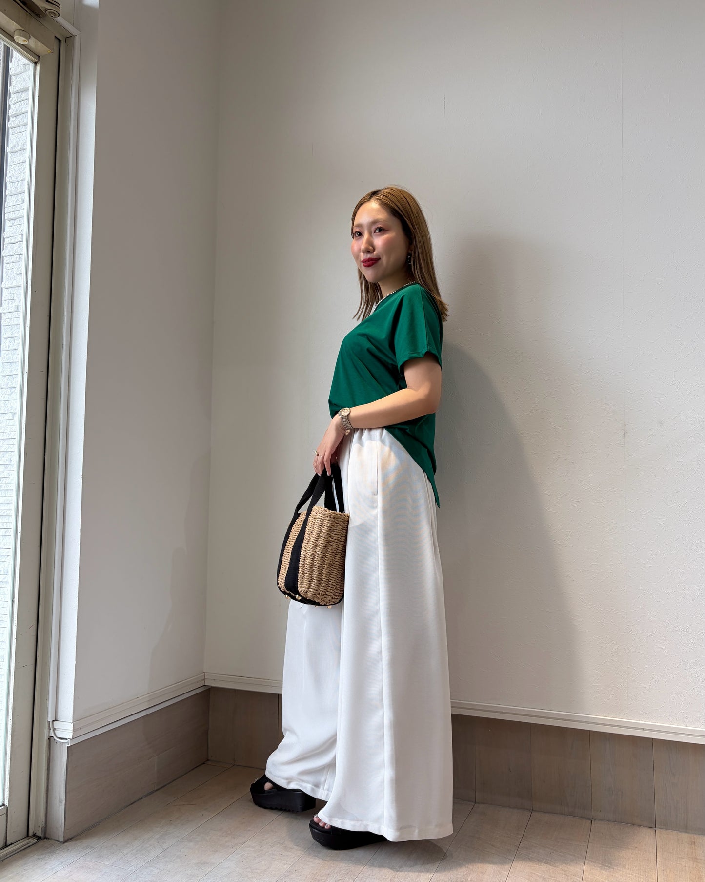 シルケットバックスリットTシャツ