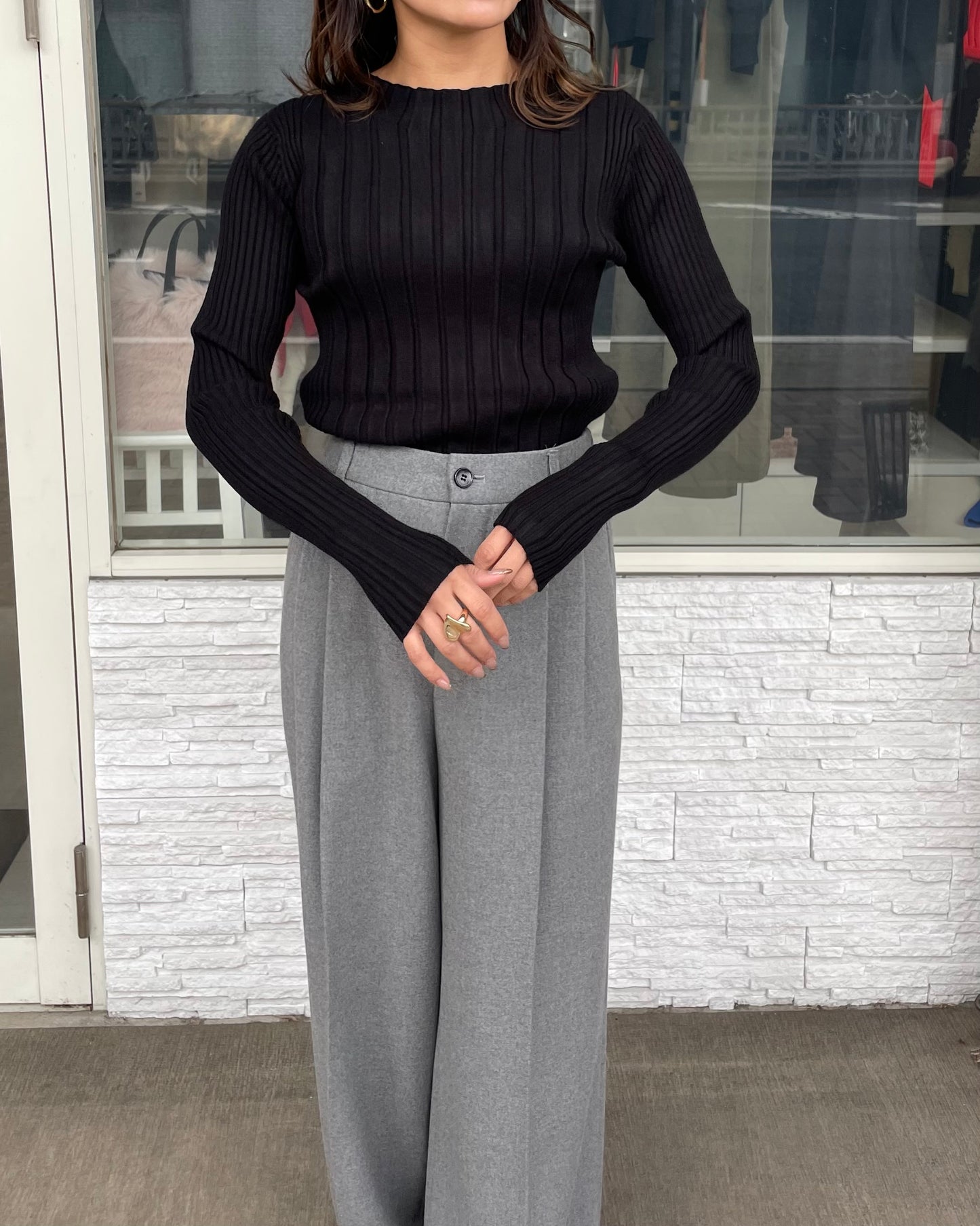 タイトリブニット