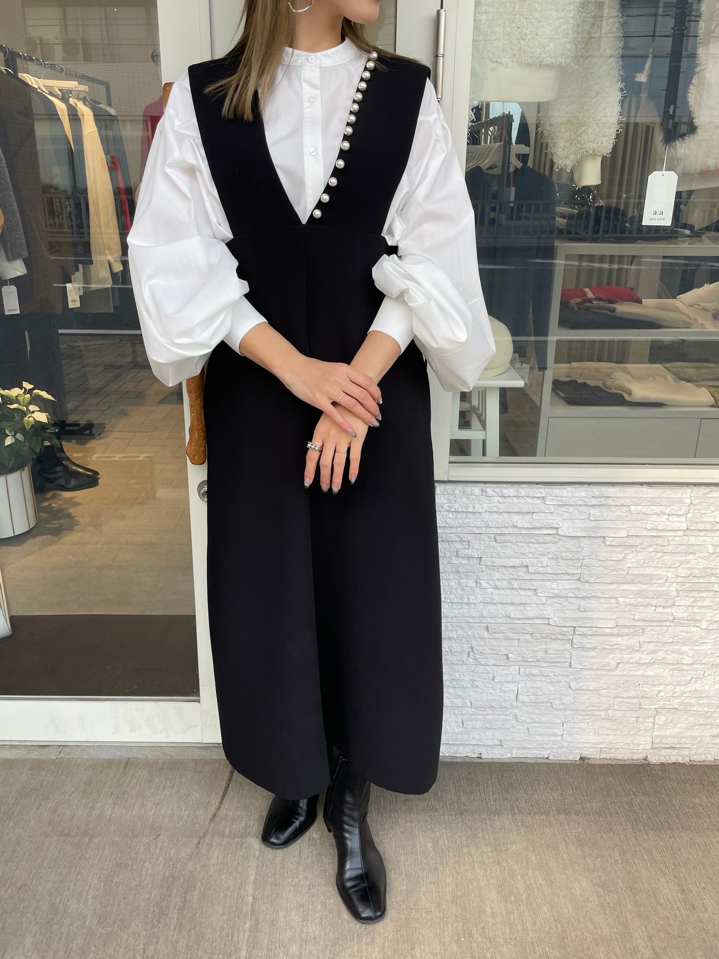 【再入荷】パールサスペンダーワンピース