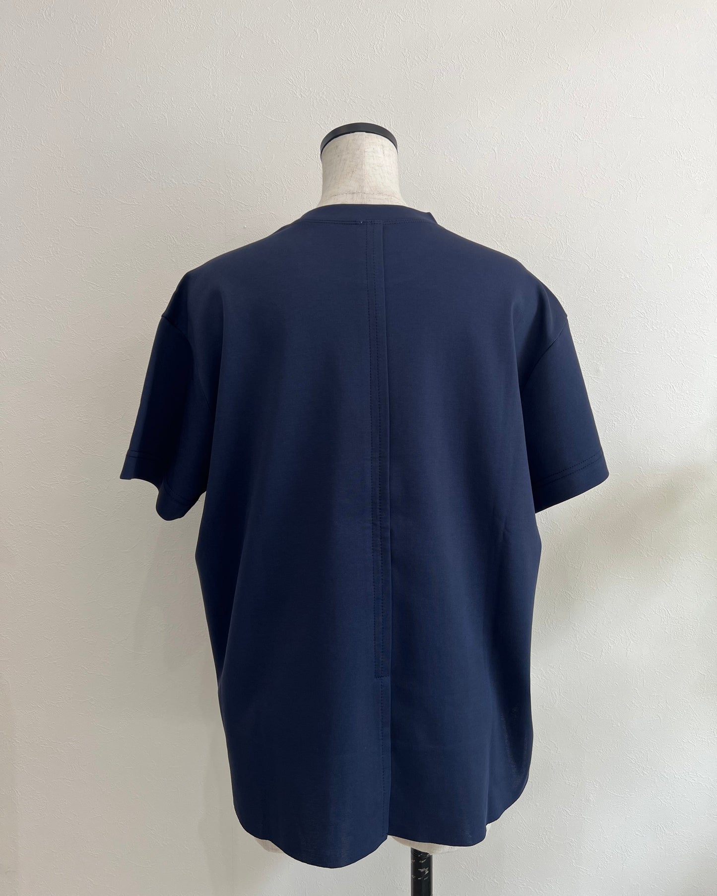 バックスリットT