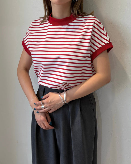 モックネックボーダーTシャツ