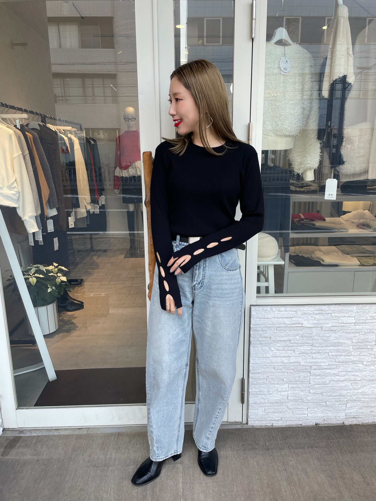 カットデザインリブニット