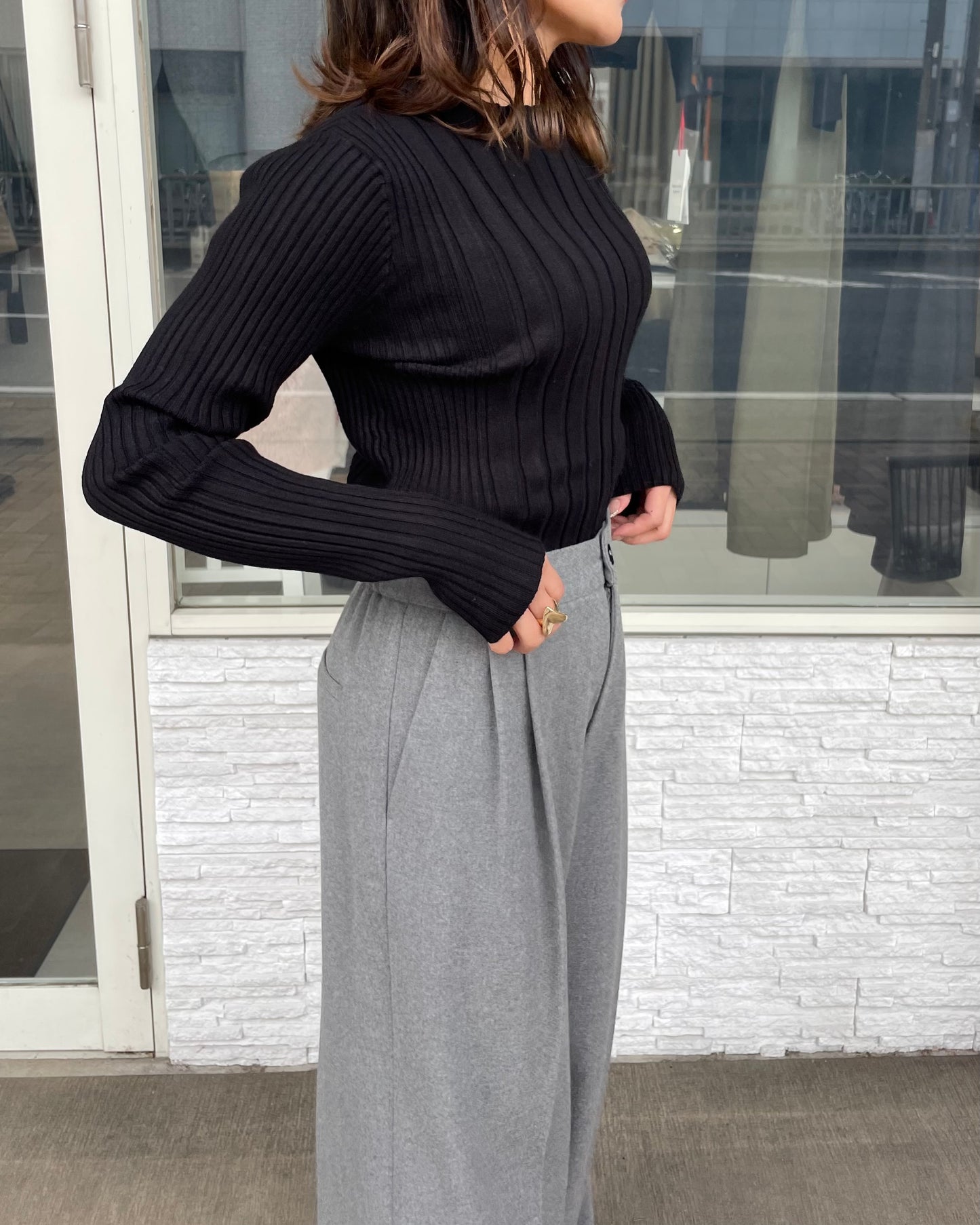 タイトリブニット