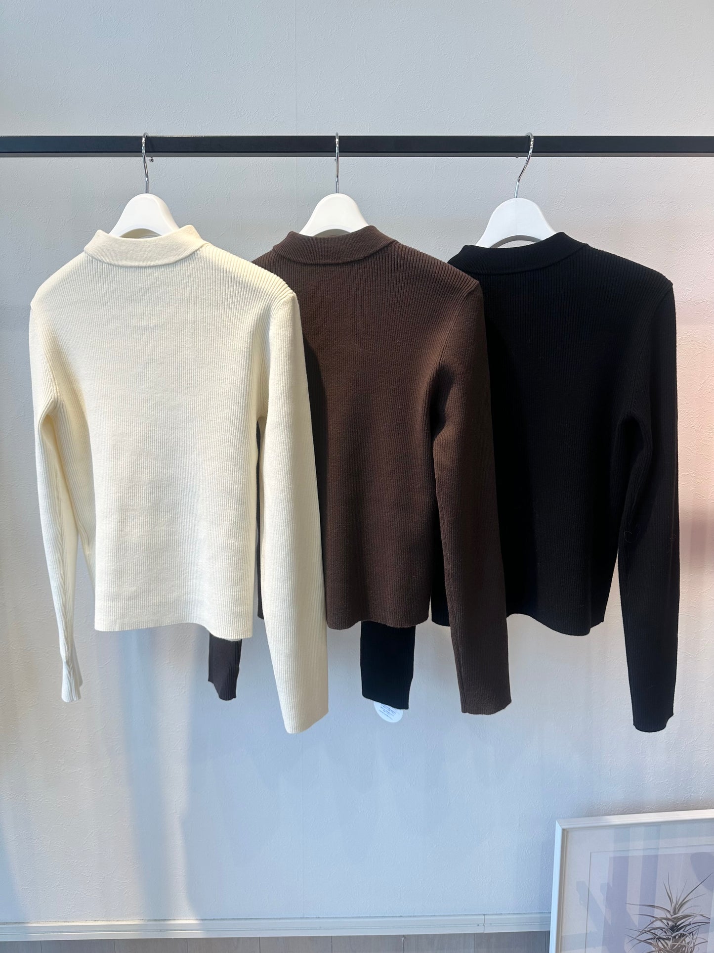 ロングスリーブチョーカーライクリブニット